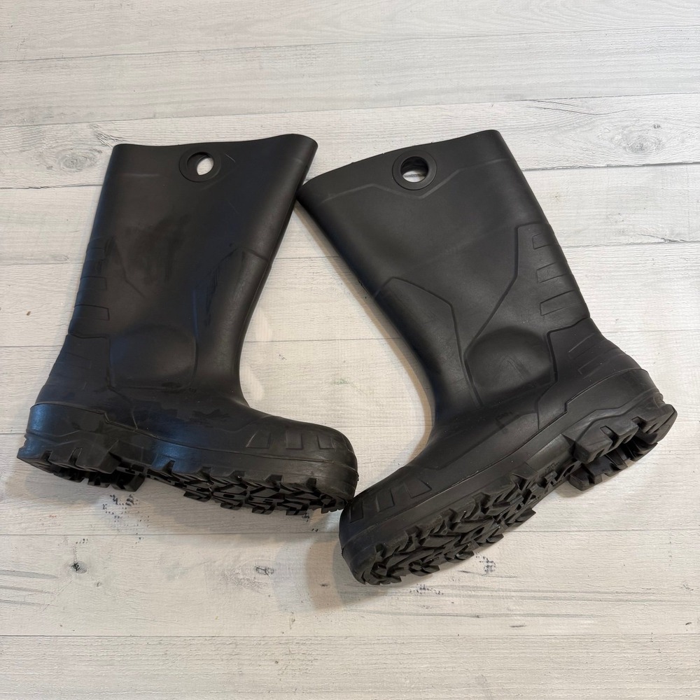 Dunlop unisex Black Rubber Boots Steel Toe men 7 women 9